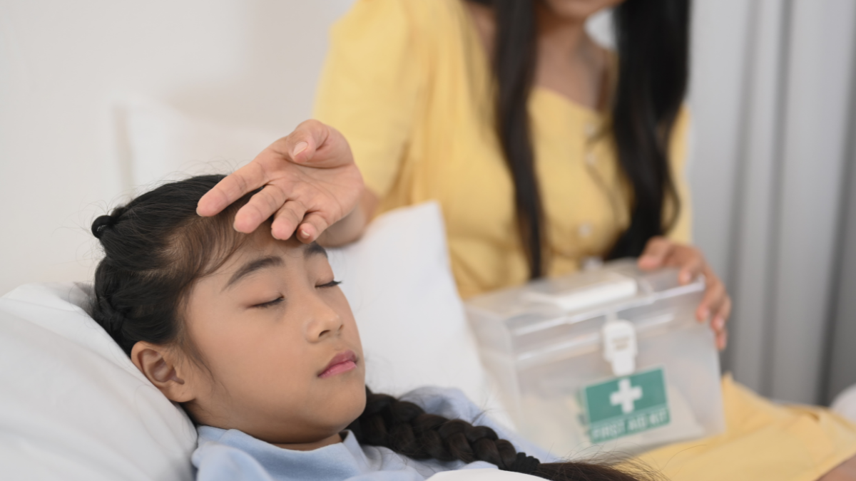 How to Cure Minor Illnesses at Home Safely?