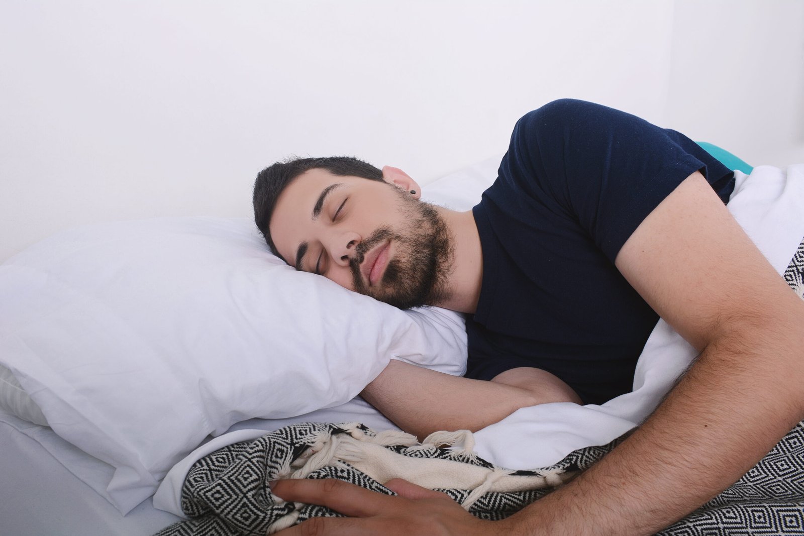 What Is Sleep Apnoea and How Is It Different From Insomnia